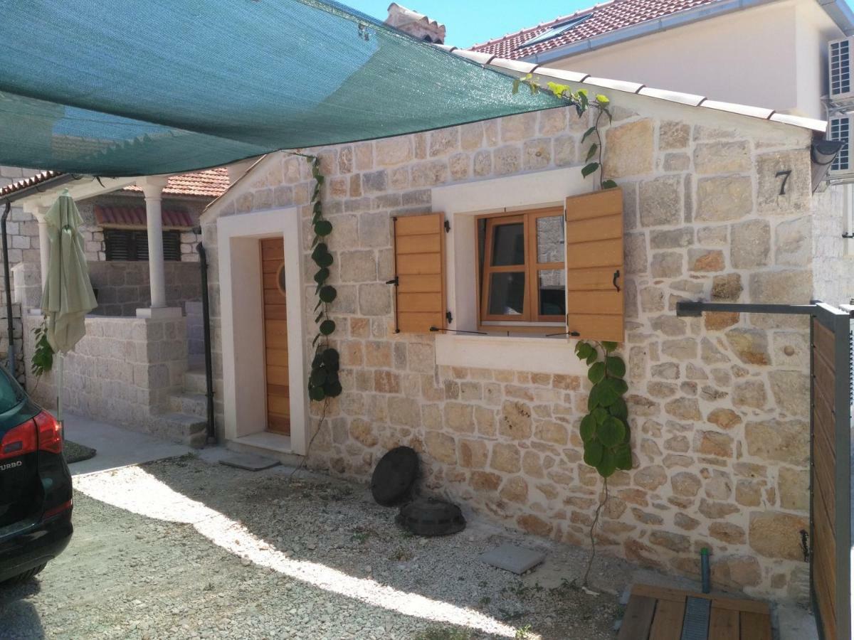 Apartment Buga Slatine Exterior foto