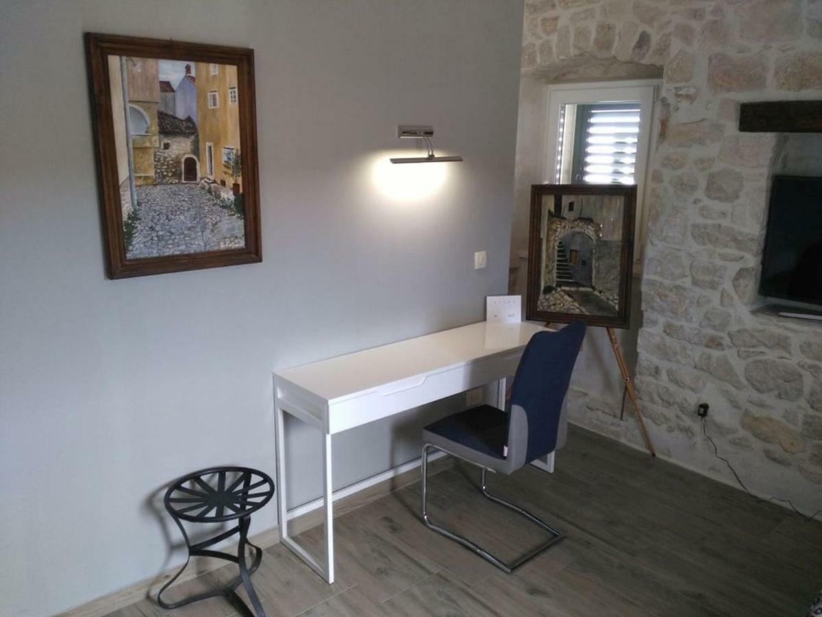 Apartment Buga Slatine Exterior foto
